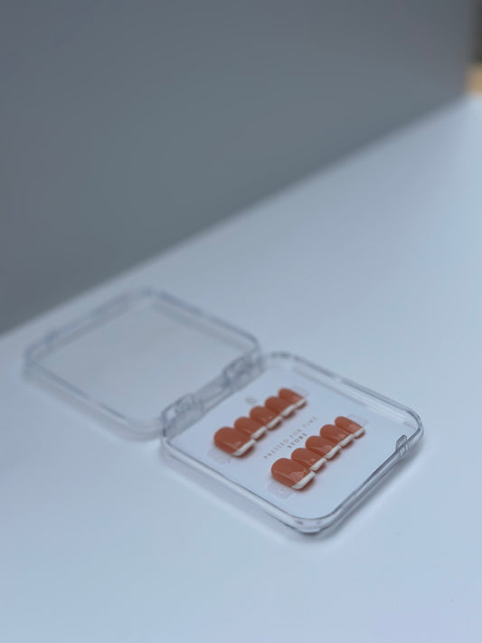 Nude base french tips